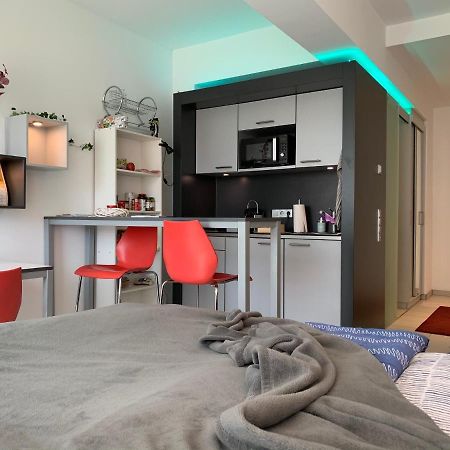 Exklusive WohlfüHloase By Rabe - Parkplatz & Free Netflix & Coffee-Bar Apartment Karlsruhe Bagian luar foto